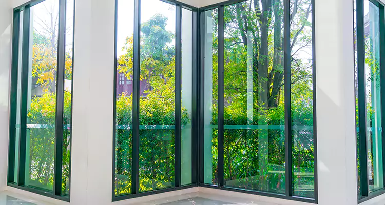 Folding Glass Balcony Door Repair in Pace, FL